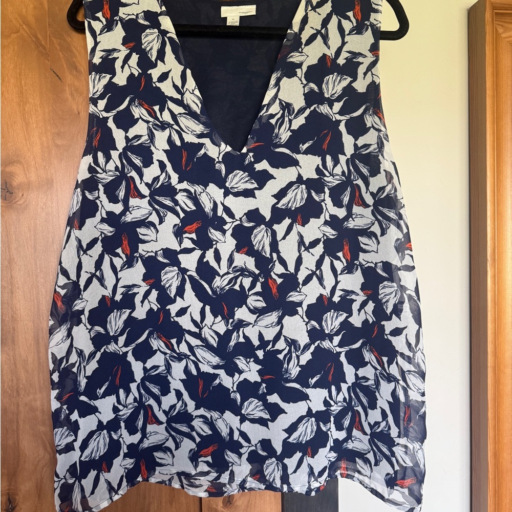 Halogen Navy and Red Leaf Print V-Neck Blouse